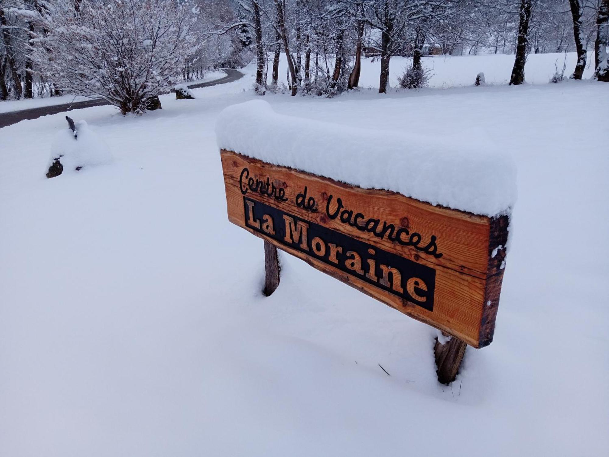 La Moraine Hotel Garin Exterior photo